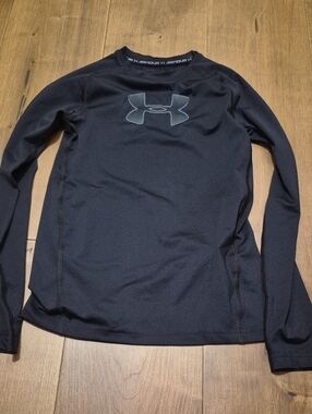 Under Armour Black Performance Long Sleeve Top